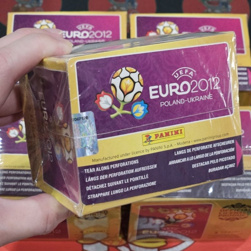 กล่องสติ้ก​เกอร์​ 2012 Panini​ Euro​ Stickers (1 Box= 50pack)