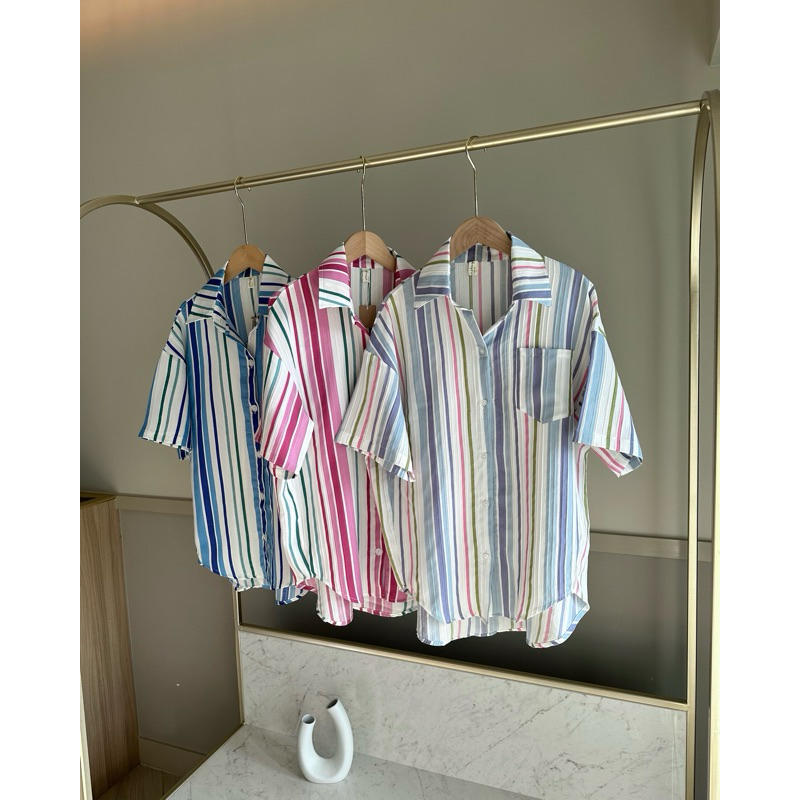 Seeing.style | Zister shirt เชิ้ตแขนสั้น เนื้อผ้าอัดลาย ราคา ถูกที่สุด ดีลบีเคเค รูปภาพหลัก