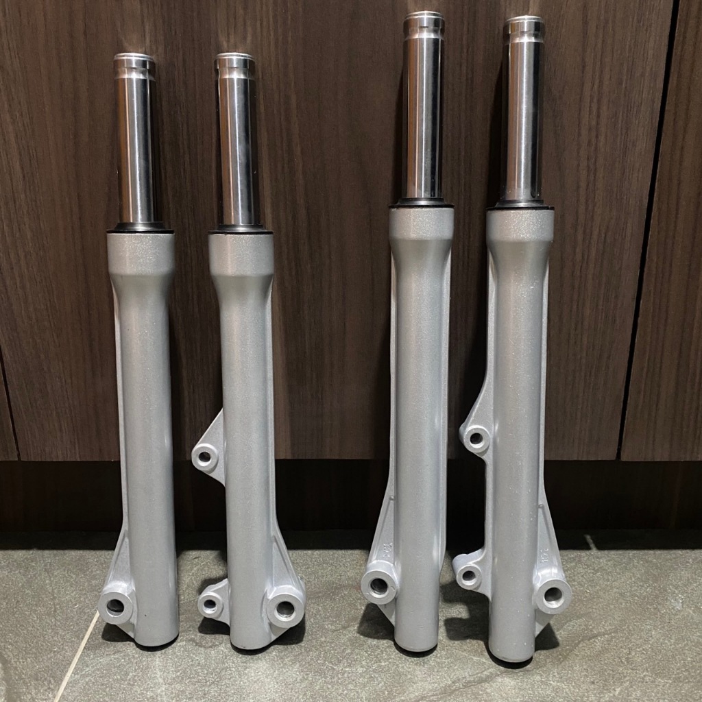 กระบอก+แกน ตัด2นิ้ว WAVE125 R S Iบังลม WAVE110i