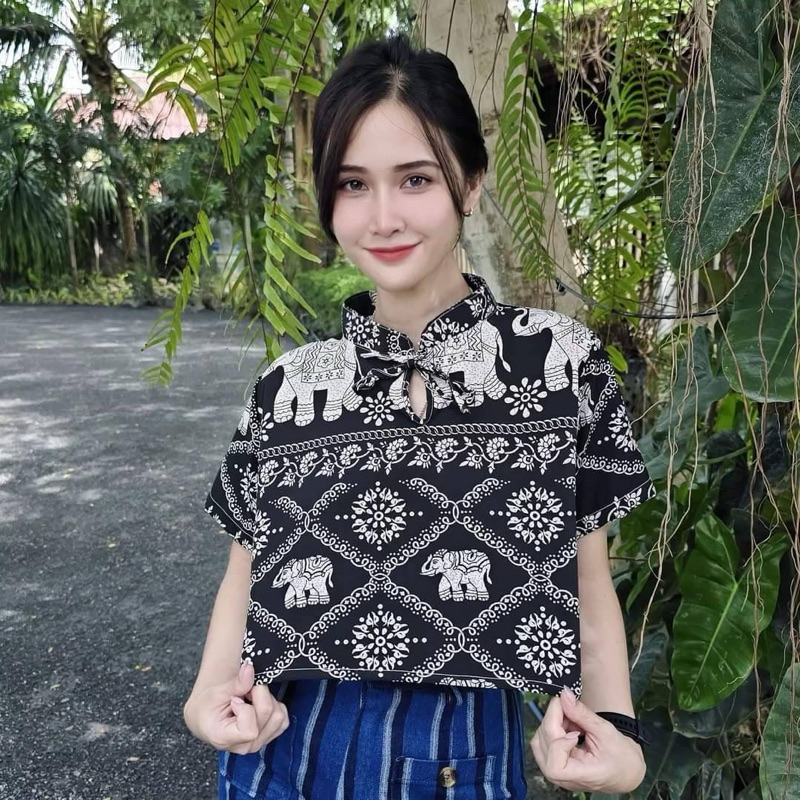 เสื้อครอปช้างพื้นเมือง ลายน่ารักๆ ผ้านิ่มใส่สบาย พร้อมส่งจ้า
