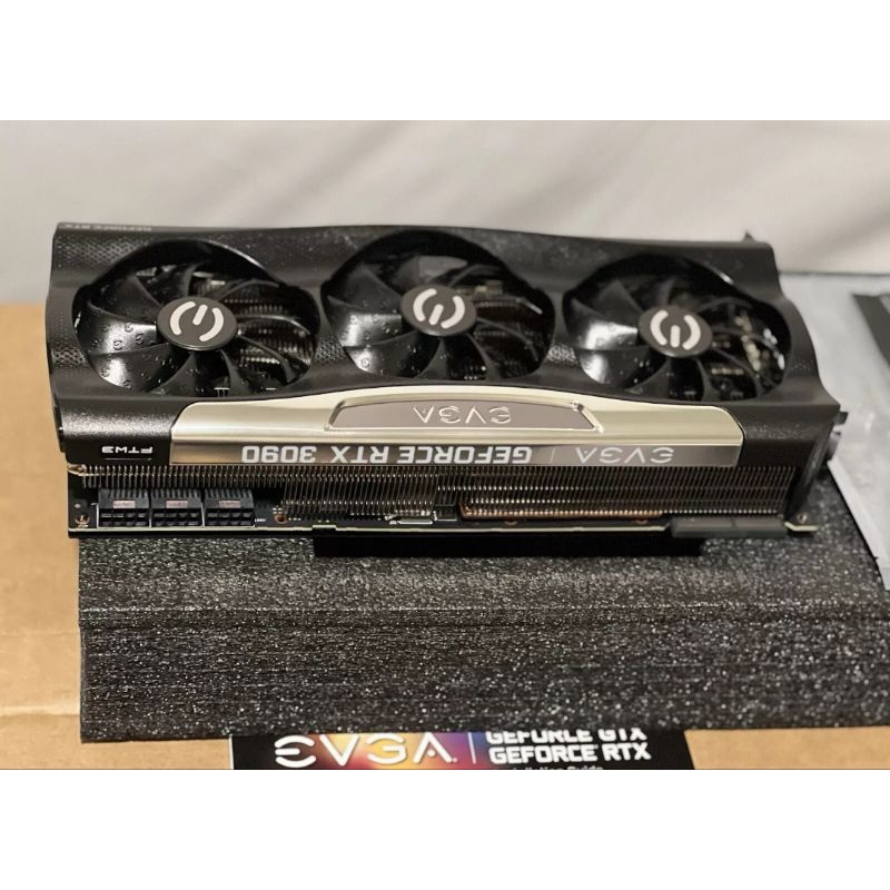 EVGA NVIDIA RTX 3090 มือสอง