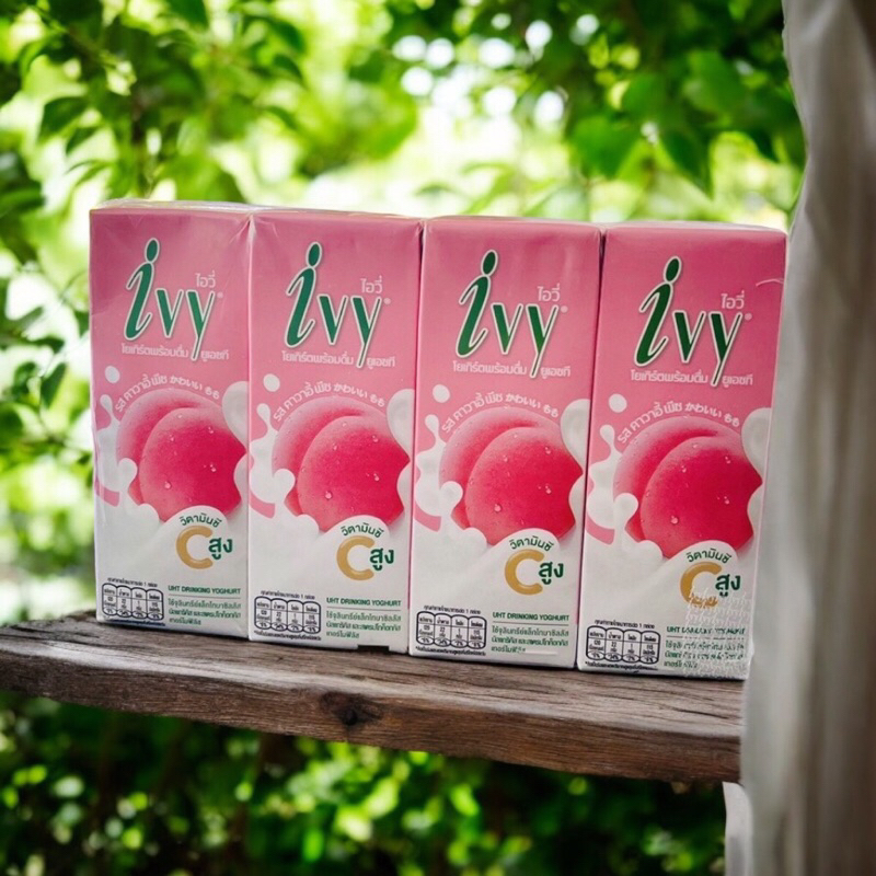 (แพค 4 กล่อง) ไอวี่ รส พีช โยเกิร์ตพร้อมดื่ม Ivy UHT Drinking Yoghurt (นมเปรี้ยวไอวี่)  ยูเอชที 180 