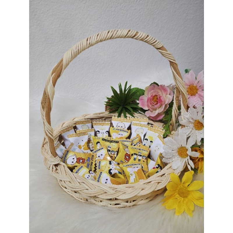 กระดาษสติกเกอร์ พับเหรียญโปรยทาน ลูกอมจิ๋ว ชุด 100 ชิ้น ( แก้ไขรายละเอียดได้ค่ะ ) หากไม่ทักมา จะเขียนแค่ กราบลาอุปสมบท