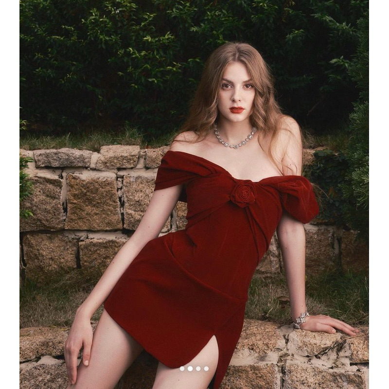 ชุดเวียดนาม แบรนด์ jubin รุ่นMercer Dress