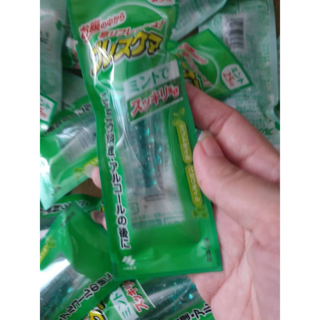 แบบขวด 25 เม็ด กลิ่่นมิ้นต์ ลูกอมระงับกลิ่นปาก  kobayashi ดับกลิ่นปาก Breath Care Refreshing