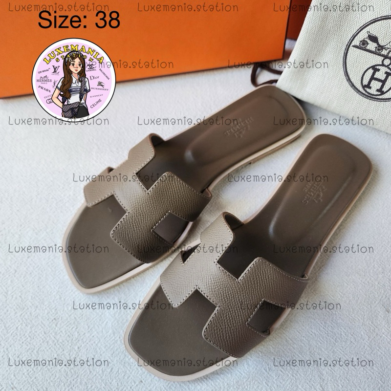 : New!! Hermes Oran Sandals ก่อนกดสั่งรบกวนทักมาเช็คสต๊อคก่อนนะคะ