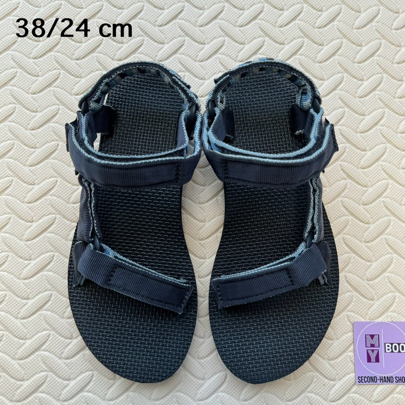 รองเท้ามือสองรัดส้น Teva Universal (F257)