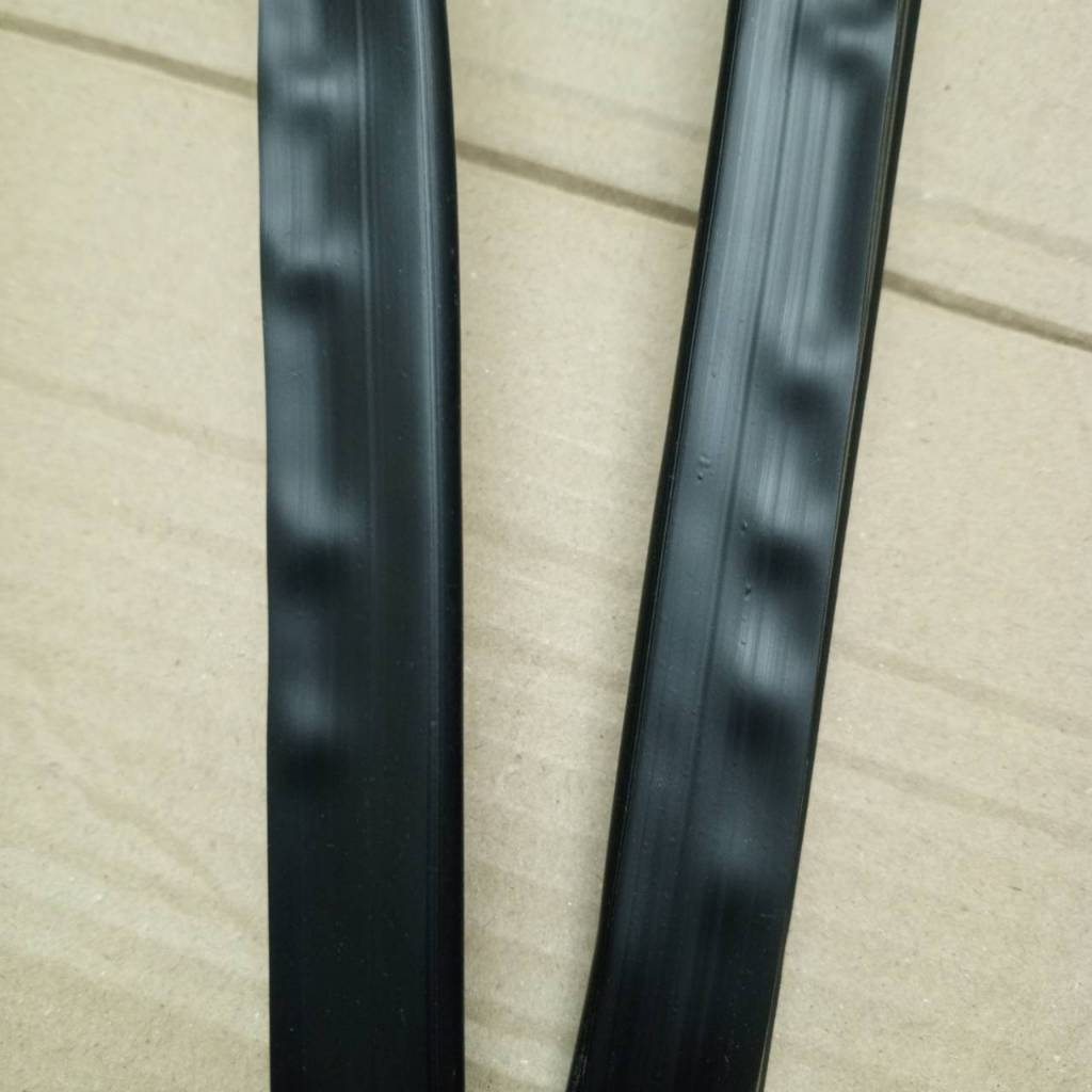 901089 ขอบยางตู้เเช่รุ่น YPM-165P สนใจรุ่นไหนทักสอบถามก่อนได้ครับ