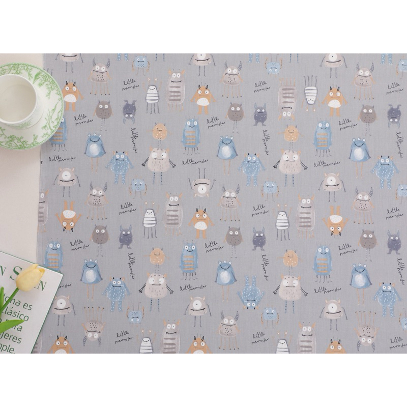 ผ้าาคอตตอน 100% คอตตอนทอทวิล ผ้าหน้ากว้าง 1.6 เมตร ลาย  Little monsters พื้นเทา ลาย Little monsters พื้นขาว