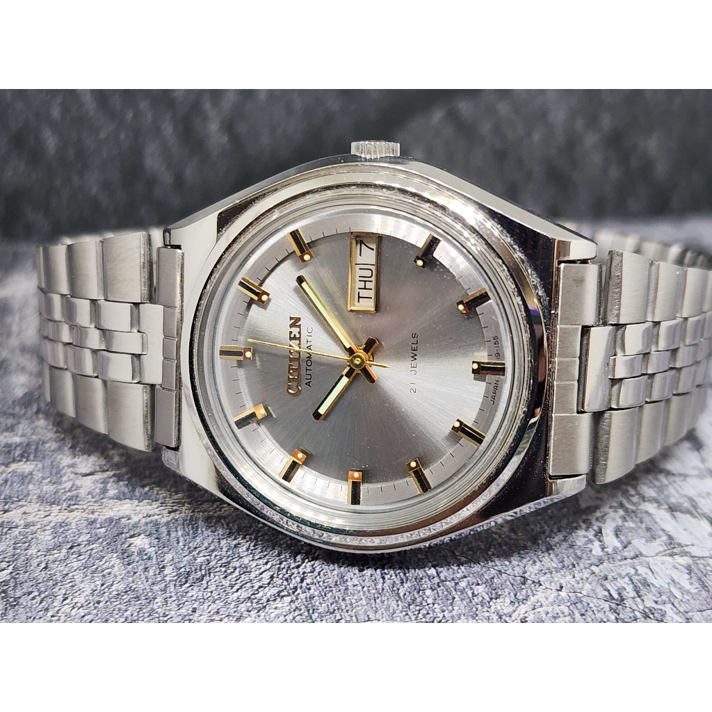 นาฬกา citizen automatic รุ่นเก่า นกอินทรีย์ สภาพสวยมาก ๆ แท้เดิมทัั้งเรือน เดินดีปกติ 71-6100 หน้าปั