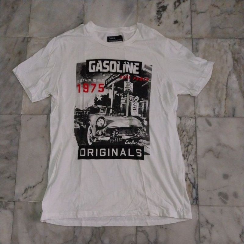 เสื้อยืดแขนสั้น แนวสตรีท haas แท้ มือสอง สภาพดี ของพร้อมส่งครับ