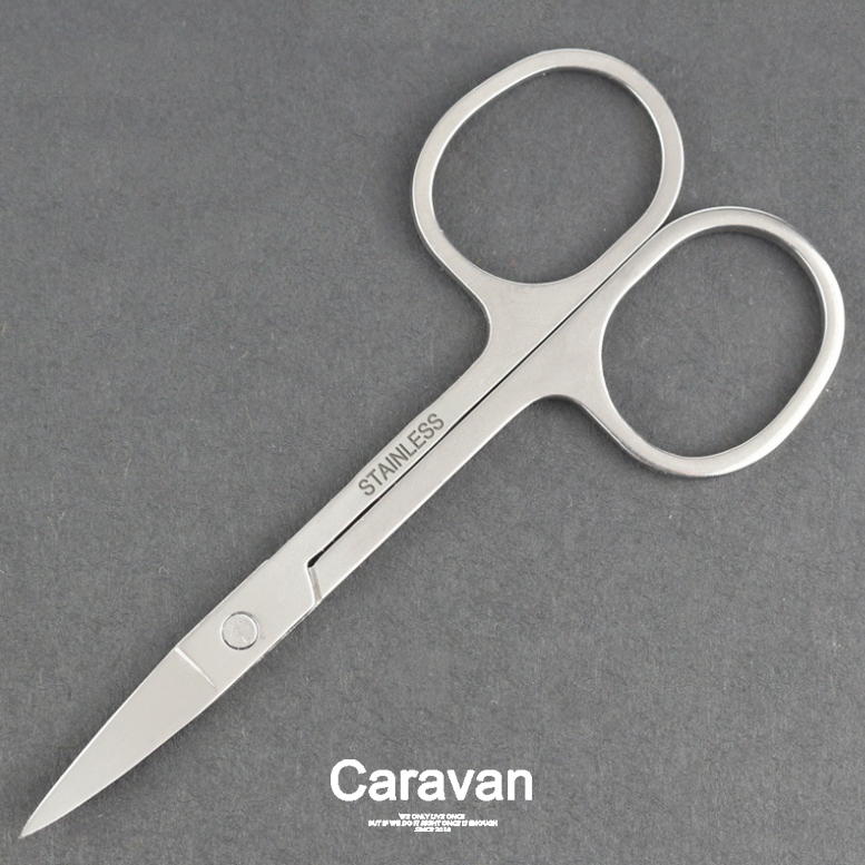 Caravan crew Eyebrow scissors กรรไกรจัดแต่งทรงคิ้ว เล็มขนคิ้ว ขนาดกะทัดรัด จัดเก็บง่าย ดีไซน์มินิมอล