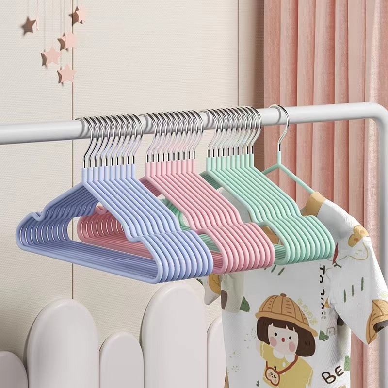 [พร้อมส่ง!! ไม้แขวนเสื้อเด็ก] ไม้แขวนเสื้อสแตนเลส เคลือบซีลีโคนกันลื่น เด็ก30cm*18cm สีพาทเทส ขายดี!!