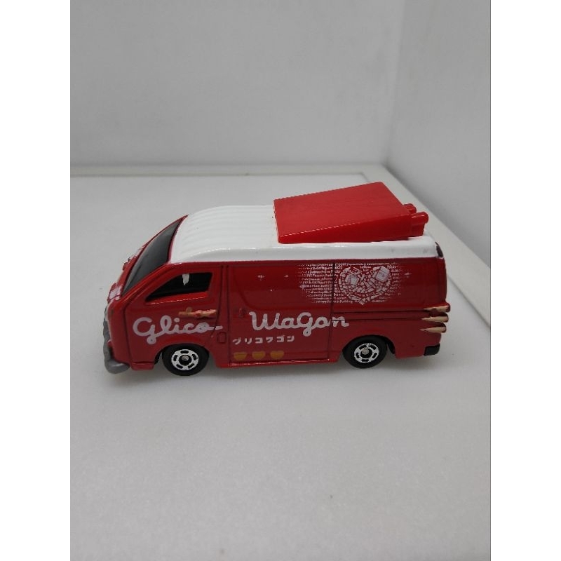 🔴🔴Tomica Toyota Hiace Gulico Wagon