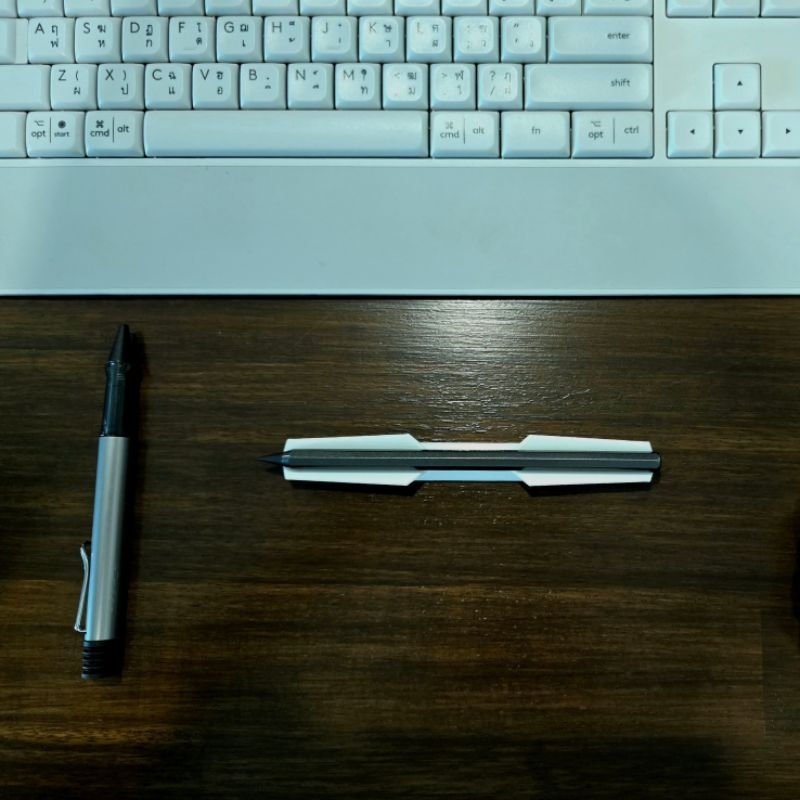 Pen holder ที่วางโชว์ปากกา