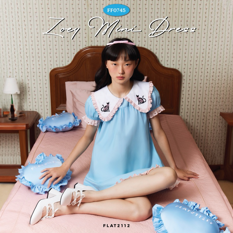 FLAT2112 FF0745 : ZOEY MINI DRESS เดรสคอปก ลายแมว