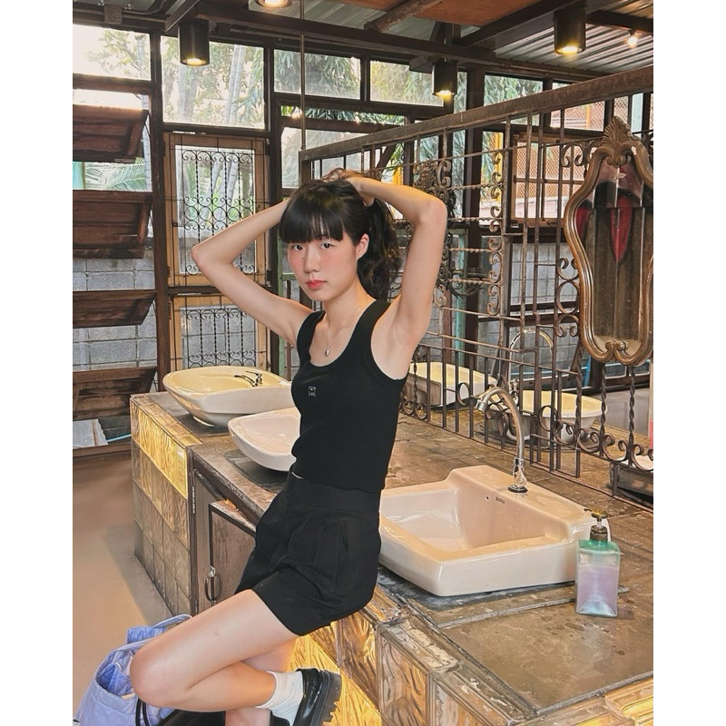 ส่งต่อเสื้อกล้าม roomry.n