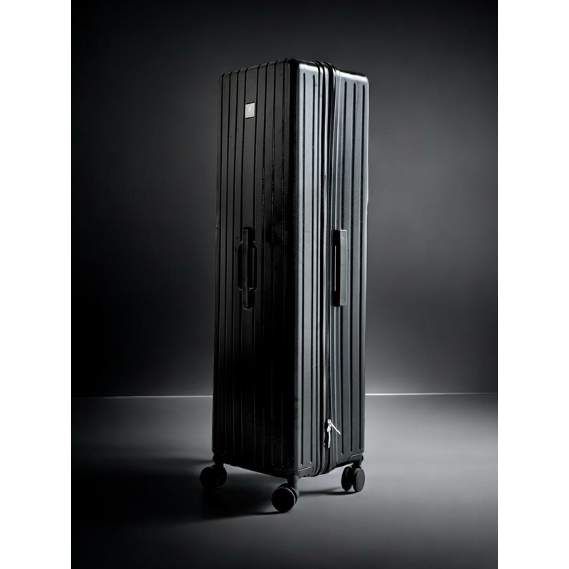 UNIQ © กระเป๋า HardCase แบบมีล้อ 4ล้อ ดีไซน์ 2024 สินค้าของแท้ Fins Travel Case โดย Odyssey UK© มีล้อ 4 ล้อ