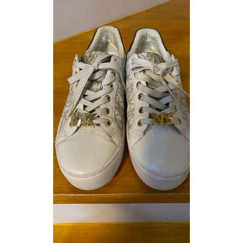 มือสอง รองเท้า MK ของแท้ ไม่มีกล่อง size 36 มือสอง