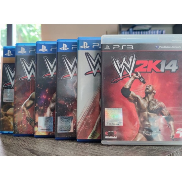 แผ่นเกมส์มือสอง PS4 , PS3 แผ่นเกม WWE 2K14,2K15,2K16,2K17,2K18,2K19  รวม 6 แผ่นCollection USED MINT 