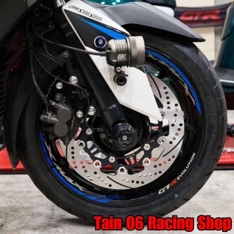 จานเบรกหน้า ขนาด 300 mm หนา 4.5 mm หมุดสแตนเลส / MT03 / MT07 / MT09 / R3 / Xmax-300 [GTRS]