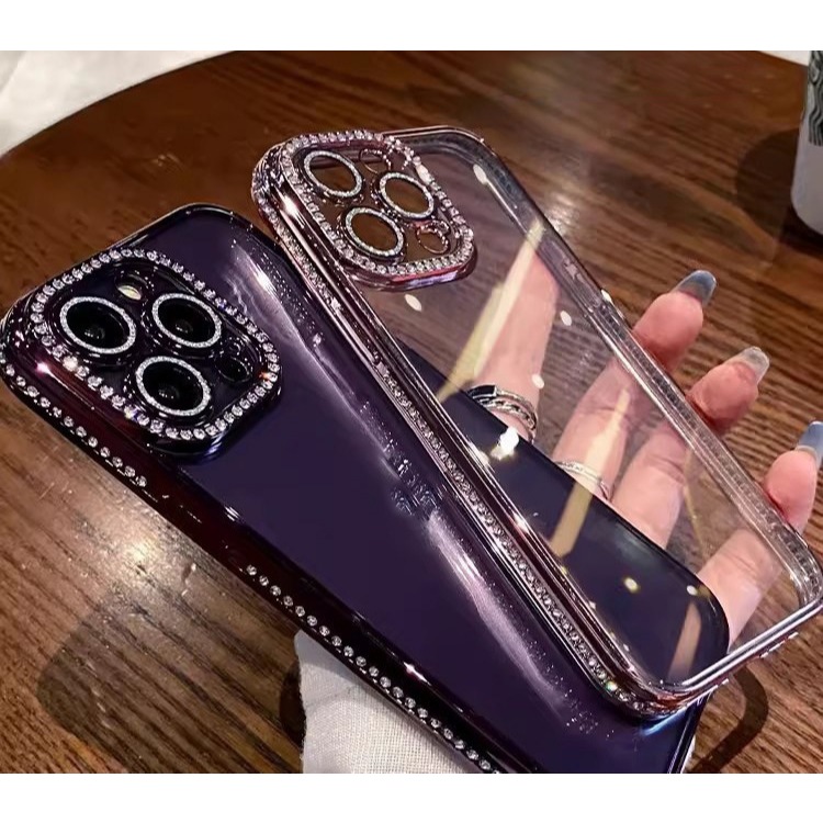 เคสไอโฟนขอบเพชร รุ่นพรีเมียม ประดับเพชรรอบเคส + เลนส์กล้อง เล่นแสงสวยมาก ร้านคนไทยส่งไวมาก ส่งทุกวัน มี iPhone ทุกรุ่น