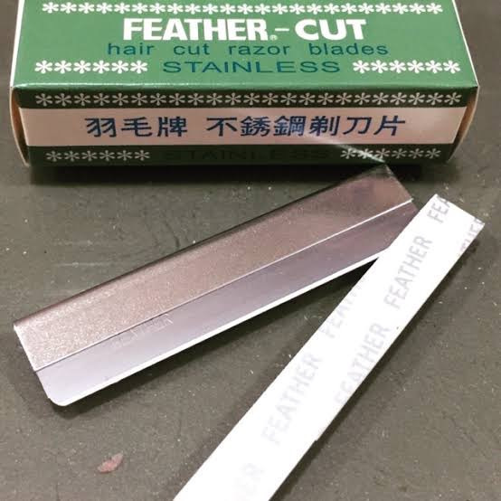 Feather-Cut มีดโกน กันคิ้ว กันจอน วัสดุ สเตนเลส ตรา ขนนก ใบมีดขนนก (12 ใบ)