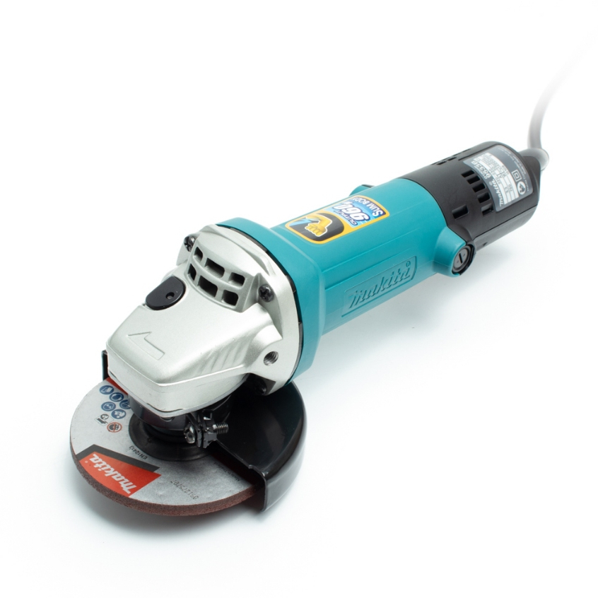 เครื่องเจียร์ไฟฟ้า MAKITA ขนาด 4 นิ้ว กำลังไฟ 720 วัตต์ รุ่น 9533B ความเร็วรอบตัวเปล่า 12,000 รอบ/นา