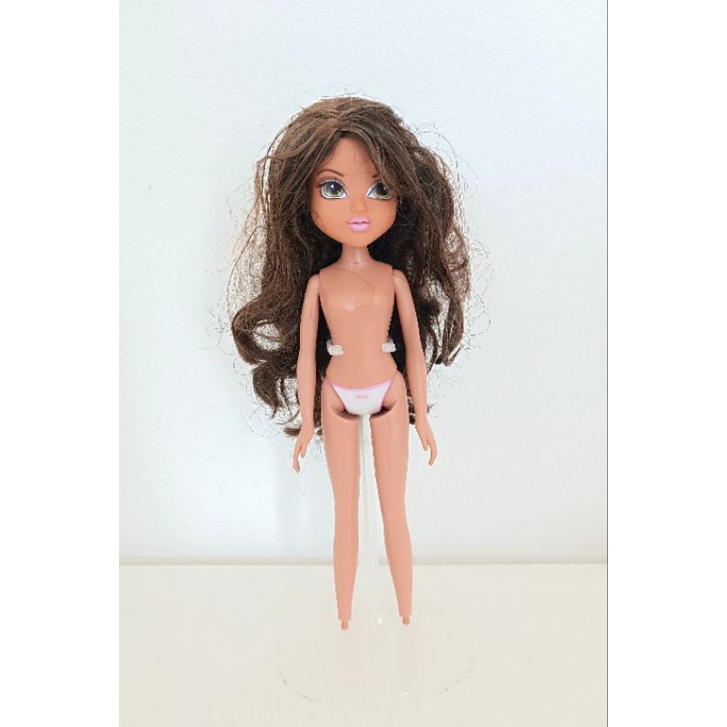 ตุ๊กตาม๊อคซี่  Bratz Moxie Girlz doll