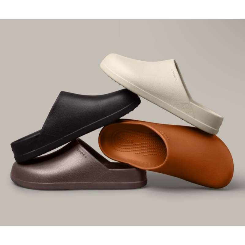 CROCS Dylan Clog สี espesso size 25cm M7/W9