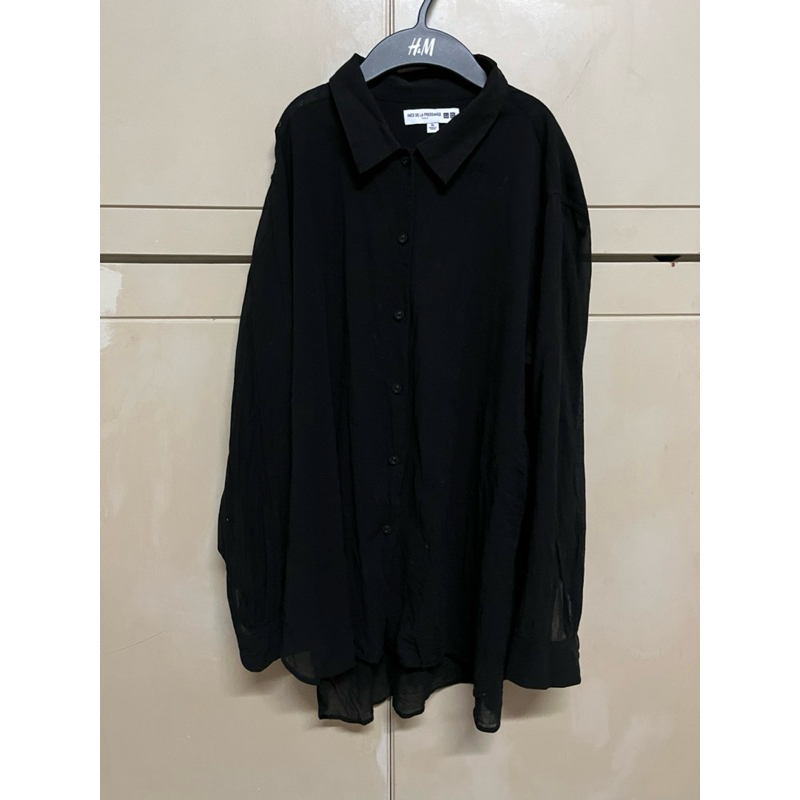 เสื้อเชิ้ต Uniqlo ผ้า cotton ขนาด XL อกเอว 48 นิ้ว ยาว 29 นิ้ว สีดำ ส่งต่อ