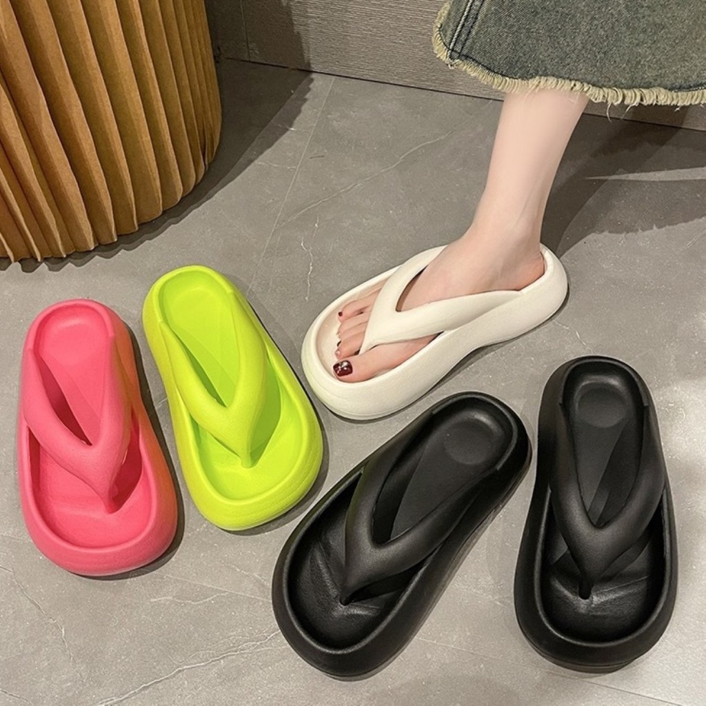 ꕥCatalog shoesꕥ รองเท้าแตะหูหนีบ หนานุ่ม มีส้น 3 cm. ใส่สบายเท้า 4 สี (25)