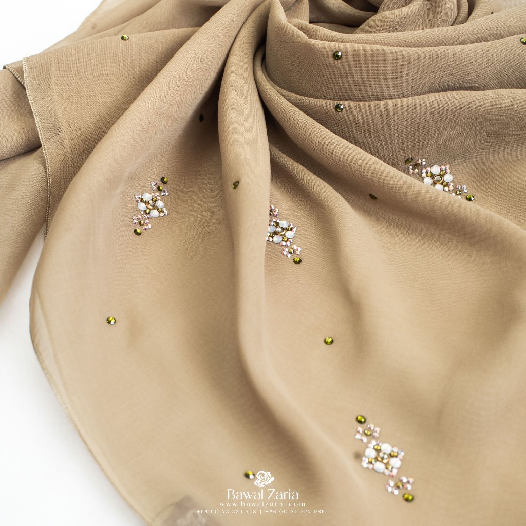 ZARIA Crystal Bawal ผ้าคลุมบาวาประดับคริสตัล