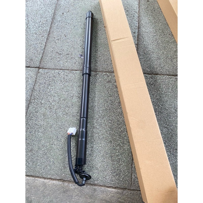 โช๊คฝากระโปรงหลัง Nissan xtrail T32 ปี2014-2019 ราคาตัวละ รุ่นไฟฟ้า