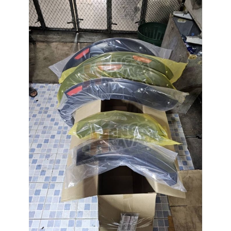 คิ้วขอบล้อ 6