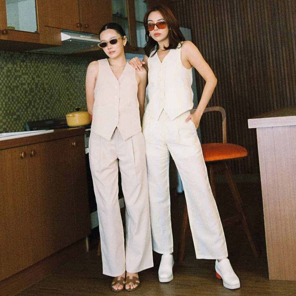 Sunlit & Sand dune Mid-low Waist Pants - The Summer Project / กางเกงเอวต่ำลินิน สีเหลือง สีเบจ