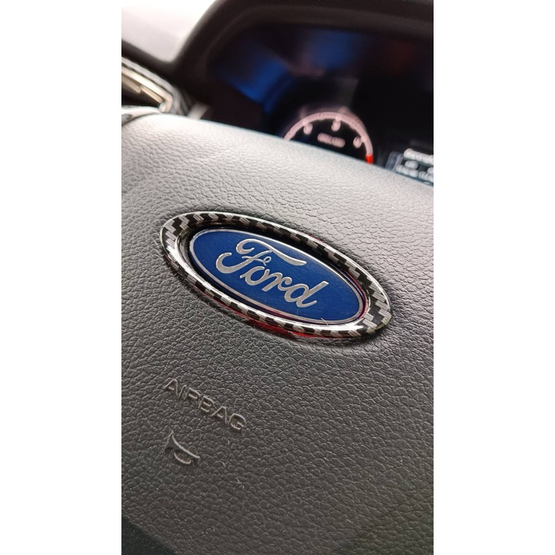ครอบโลโก้คาร์บอน เคปล่า ครอบโลโก้ Ford ราคา ถูกที่สุด ดีลบีเคเค