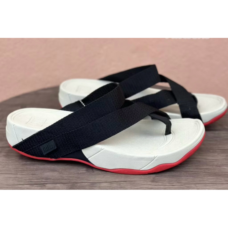 รองเท้าเเตะ fitflop สลิงรุ่นใหม่ สวย ใส่ได้ทั้ง หญิงและชายไซร้ 36----44