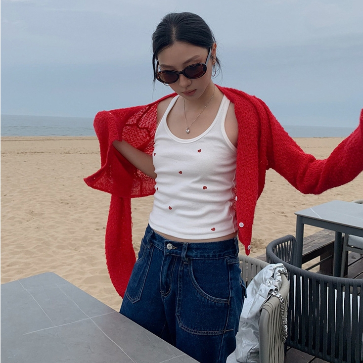 (พร้อมส่ง) Clothestoryy - INBYIN Love tank top เสื้อกล้ามลายหัวใจ