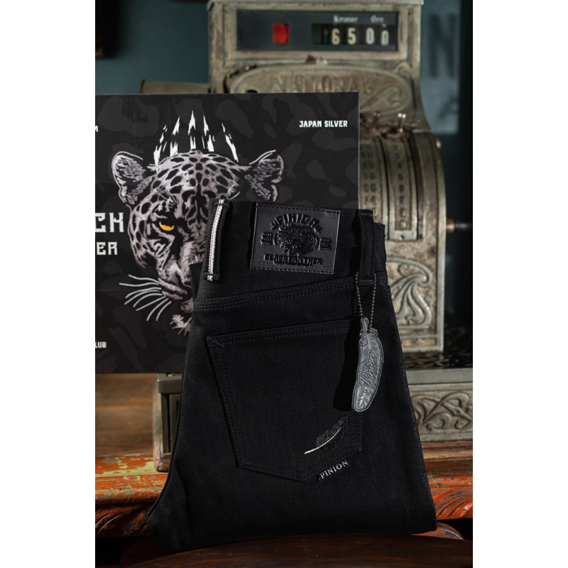 BLACK PANTHER SLUB SUPER. BLACK. 25ozรุ่น(เสือดำ)