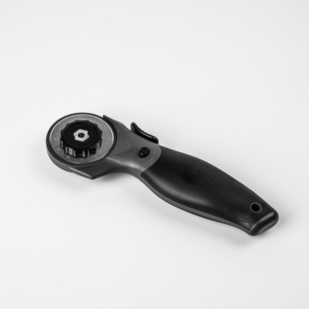 คัตเตอร์กลม Roller cutter คัตเตอร์ตัดผ้า ตัดเครื่องหนัง