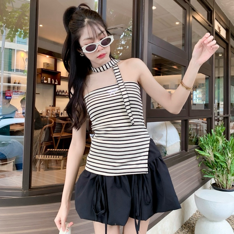 🌟Mamildya.shop🌟 เสื้อเกาะอกผ้ายืดลายริ้ว สีครีมตัดกรม/Z21 /TOT-คออก