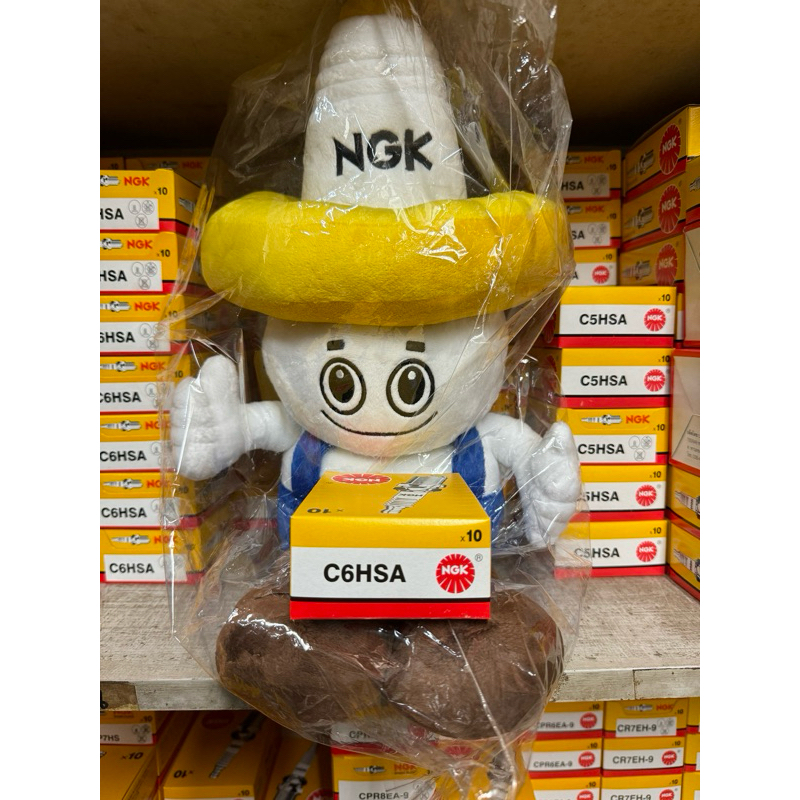 หัวเทียน NGK C6HSA แท้100% ยกกล่อง(บรรจุ 10หัว)สำหรับ เวฟรุ่นเก่า ดรีมเก่า