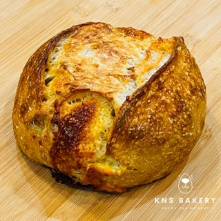 ขนมปังซาวโดวจ์ชีสสามชนิด (Triple cheese sourdough)