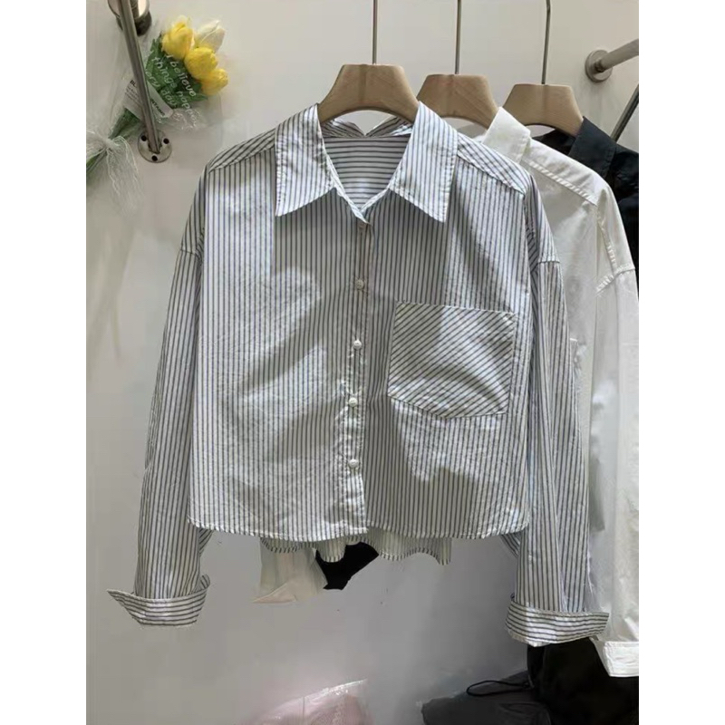 hh selected/ stripe crop shirt w/ pocket (พร้อมส่ง) เชิ้ตครอป ลายริ้ว มีกระเป๋าหน้า กระดุมกลม