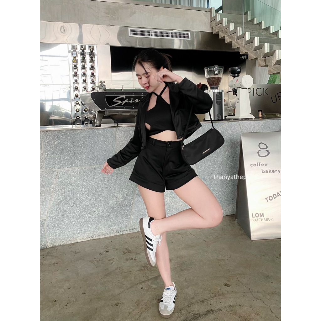 bs4213   ร็อค สตาร์ เซท3 ชิ้น เสื้อครอปดาว มาพร้อมกางเกงเสื้อคลุมสุดเท่ งานดีสุดๆแพทเทิร์นเริ่ดต้องเก็บจ้า  Size : frees
