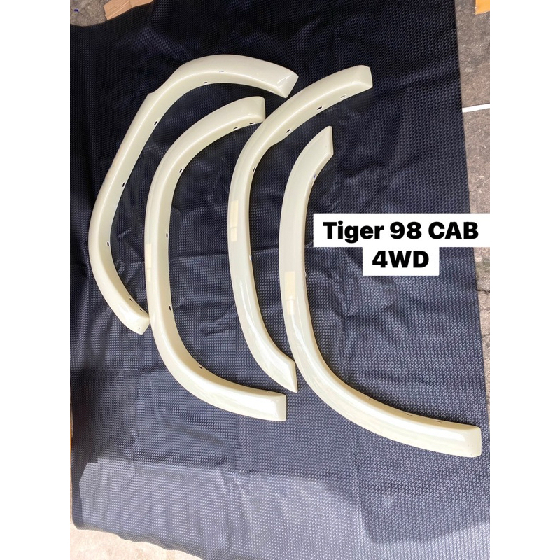 คิ้วล้อ Tiger 1998 1999 Space CAB ตัวสูง 4WDหรือ 4 Dr ประตู ไม่ทำสี/Fender Flar ( FF-M-T TIger-CAB )( FF-TIGER-4WD-1B2 )