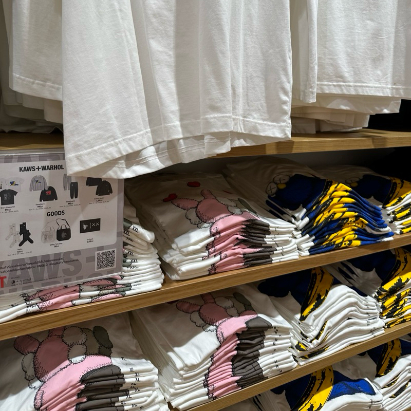 (พร้อมส่ง) เสื้อยืด Uniqlo x KAWS คอลล่าสุด ของแท้ออกช็อป - รูปที่ 7