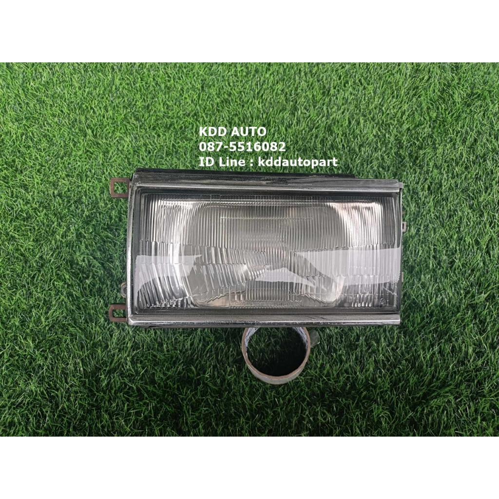 ไฟหน้า ( ด้านซ้าย ) Toyota Crown MS120 , YS120