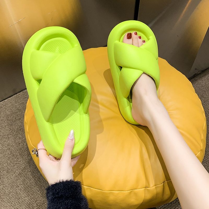 Walkon ที่สุดในรุ่น  รองเท้าแตะแฟชั่นผู้หญิงแบบสวม ดีเทลเป็นสายไขว้ ทำจากยาง ใส่แล้วไม่บาดหน้าเท้า น้ำหนักเบา ทรงสวย ราค - รูปที่ 5